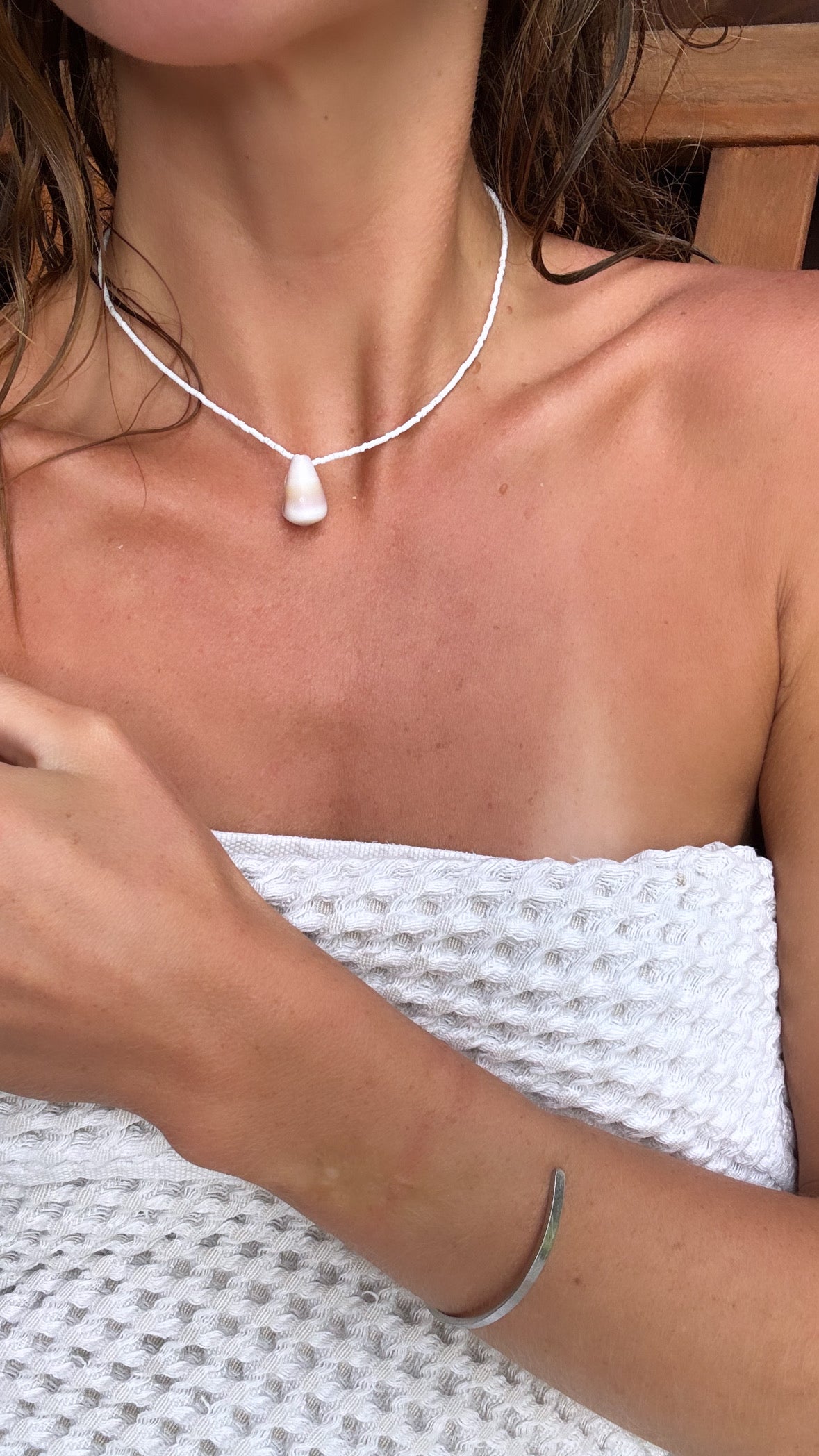 WHITE AURA